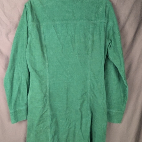 Le Lis large green corduroy long shacket with side pockets - Picture 7 of 10